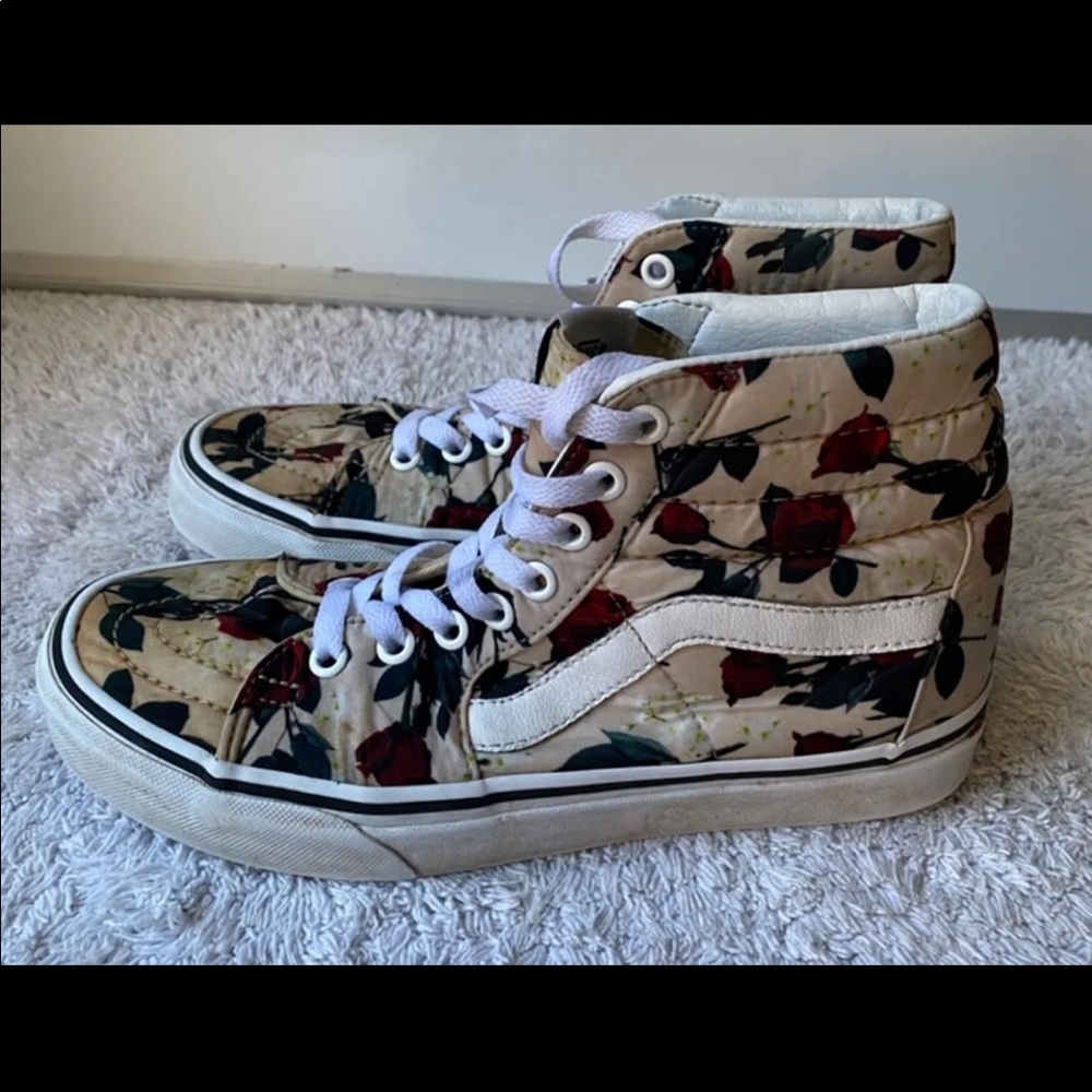Vans Womens Roses Flowers High Top Canvas Shoes